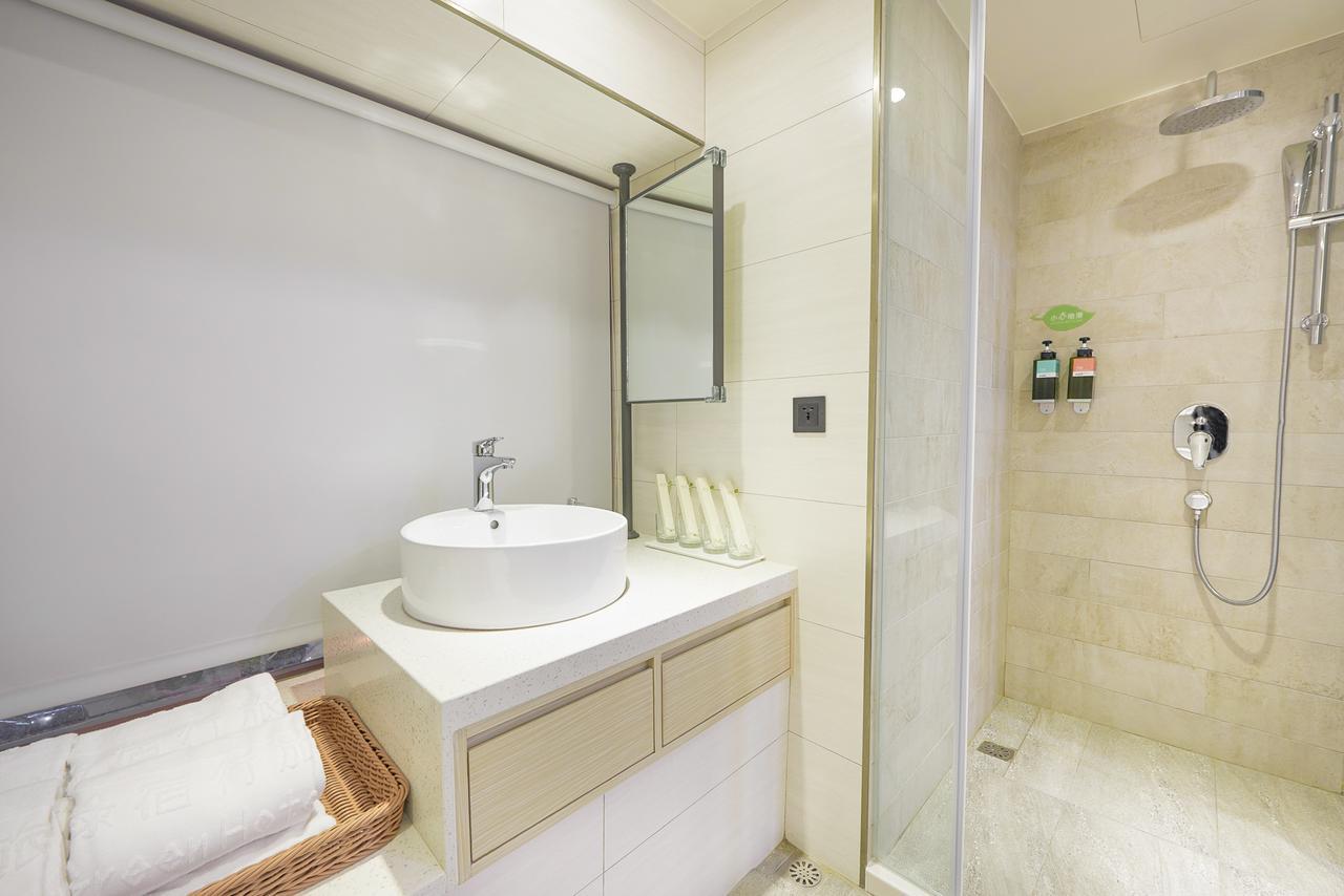Green Hotel - West District Taizhong Zewnętrze zdjęcie